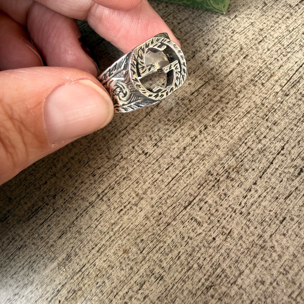 Gucci Interlocking GG Sterling Silver Paisley Ring 8